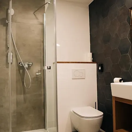 Krone Penzion Svätý Jur